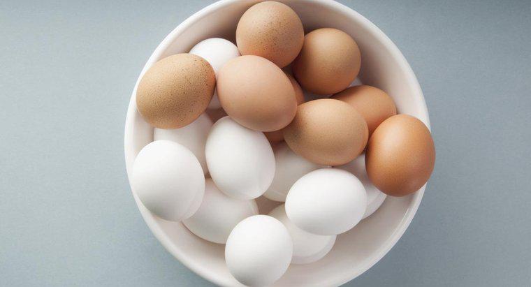 Czy białe jaja są bielone?