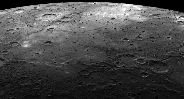 Z czego składa się planeta Mercury?
