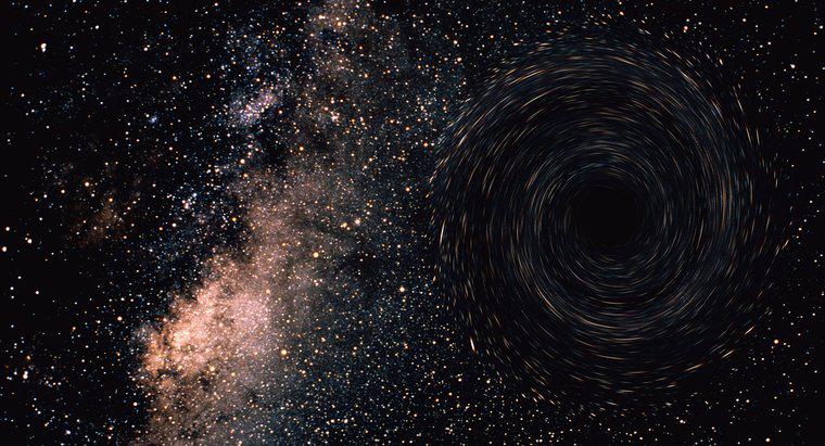 Dokąd prowadzą czarne dziury?