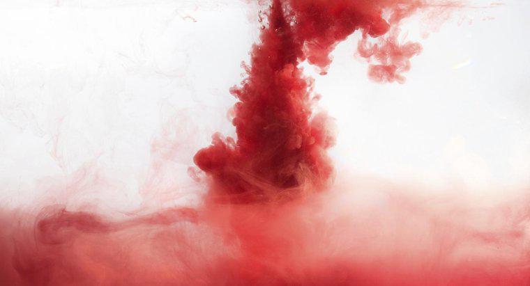 Jakie są objawy alergii na czerwony barwnik?