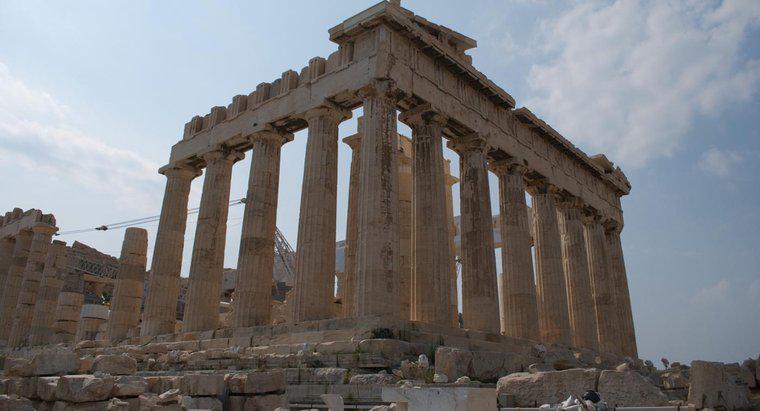 Dlaczego słynne są Ateny?