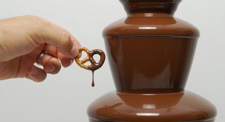 Ile oleju wkładasz w czekoladową fontannę?