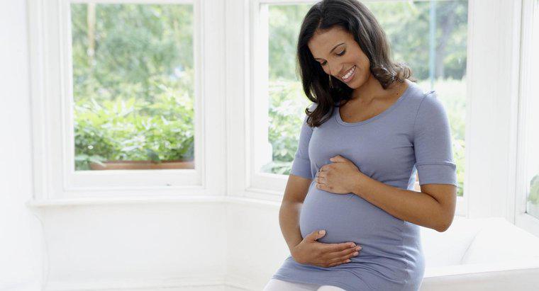 W jaki sposób ciąża wpływa na podstawową temperaturę ciała kobiety?