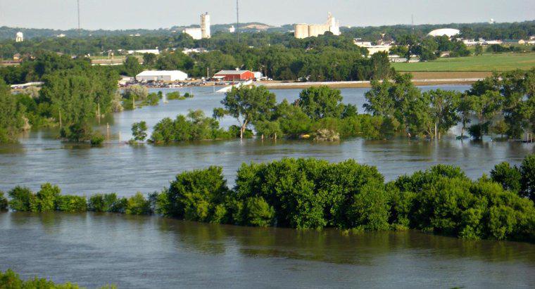 Jakie stany przepływają przez rzekę Missouri?