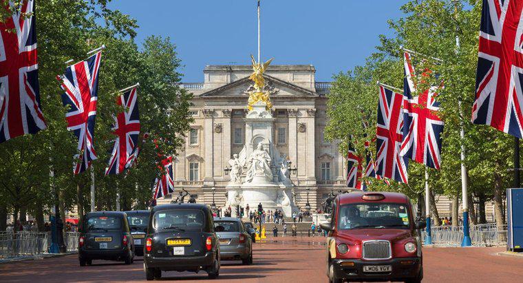 Ile warte jest Pałac Buckingham?