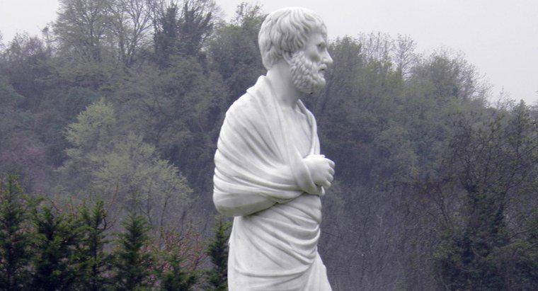 Co Arystoteles wierzył w ludzką naturę?