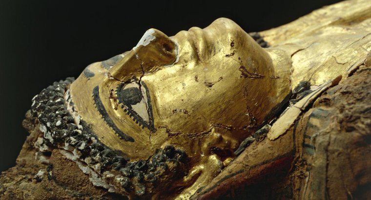 Dlaczego zrobili mumie?