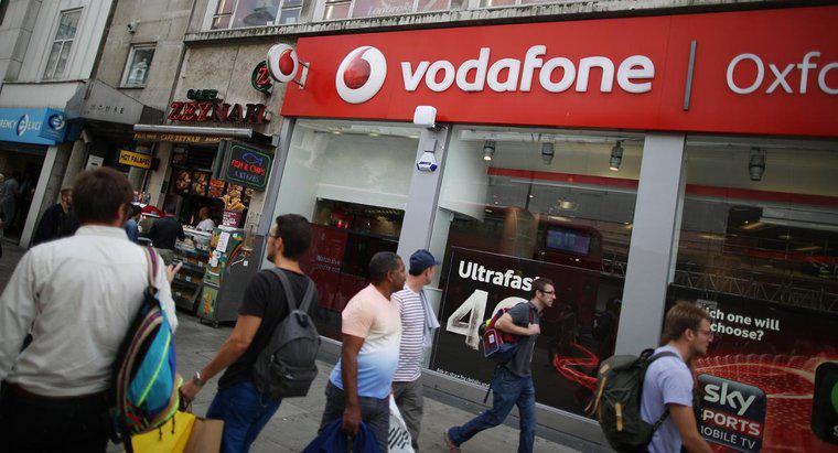 Jak uzyskać dostęp do poczty głosowej Vodafone na innym numerze?