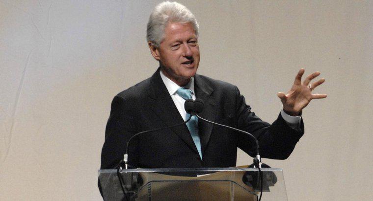 Ile dzieci Bill Clinton ojciec?