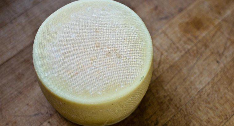 Czy ser parmezanowy jest zły?