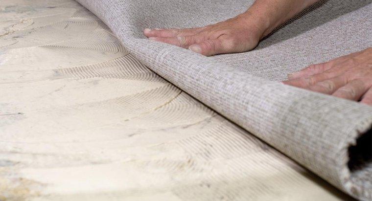 Co to jest proces naprawy dywanu za pomocą kleju?