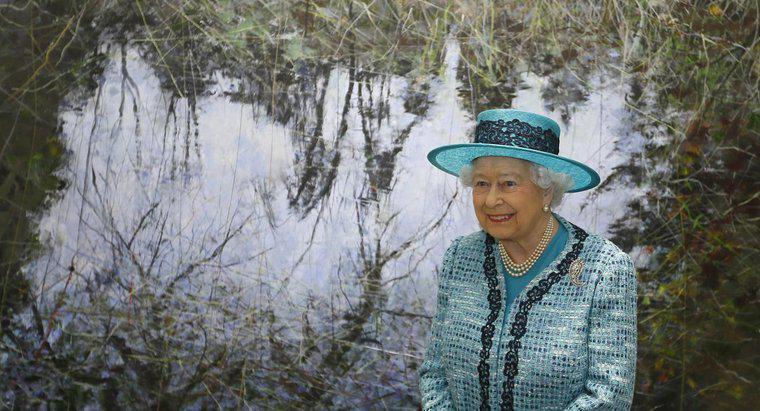 Czy Królowa Anglii jest najbogatszą kobietą świata?