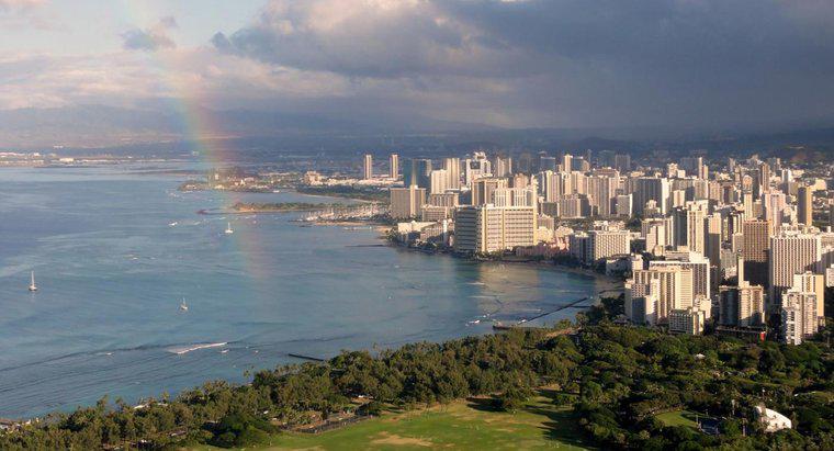 Jakie jest największe miasto na Hawajach?