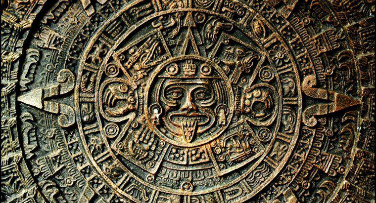 Kto podbił Azteków?