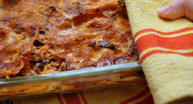 Jak podgrzać patelnię lasagne w piekarniku?