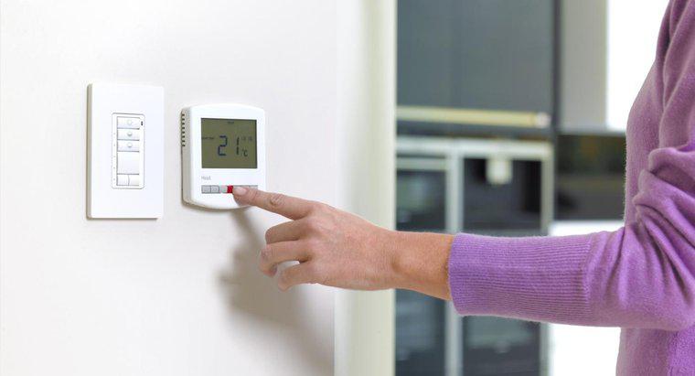 Co powinienem ustawić mój termostat w lecie?
