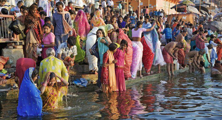 Co jest najważniejszą rzeką w Indiach?