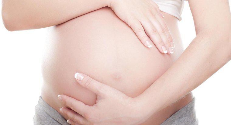 Co się dzieje w siódmym miesiącu ciąży?