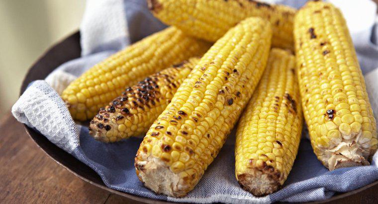 Jak długo gotowana kukurydza na kolbie będzie dobra w lodówce?