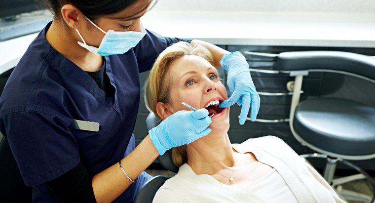 Jakie są objawy próchnicy zębów?