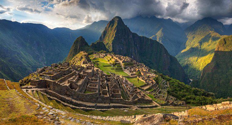 Kto zbudował Machu Picchu?