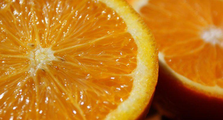 Ile soku pomarańczowego jest ekwiwalentem jednej pomarańczy?