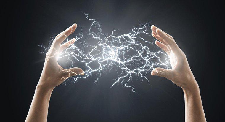Kto wynalazł energię elektryczną?
