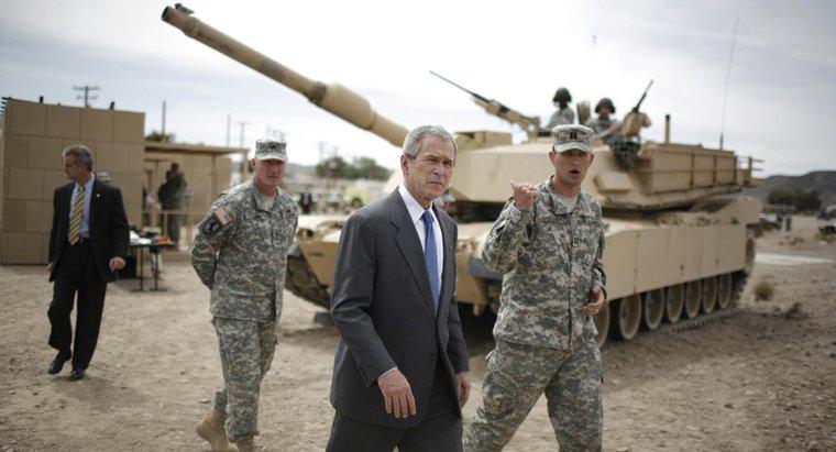 Dlaczego George W. Bush wypowiedział wojnę Irakowi?