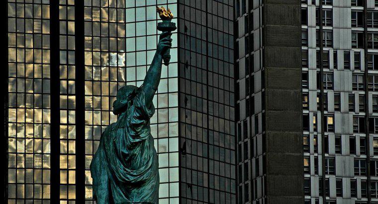 Jak wiele posągów wolności istnieje na świecie?