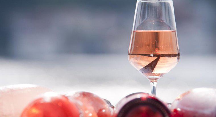 Czym jest różowe wino Moscato?