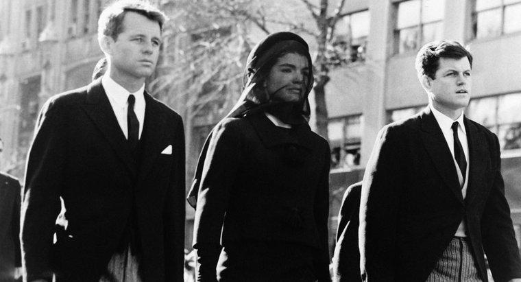 Kto wierzy w zabójcę Johna F. Kennedy'ego?