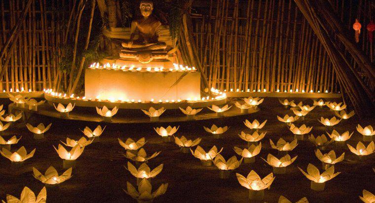 Jaki jest cel ceremonii zapalania świec?