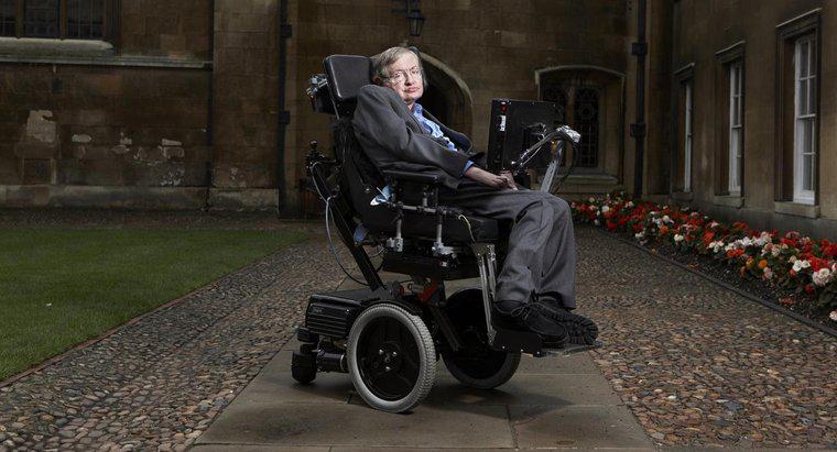 Kim jest Stephen Hawking?