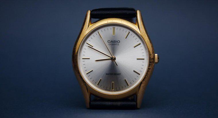 Jak dostosować czas na zegarku Casio?