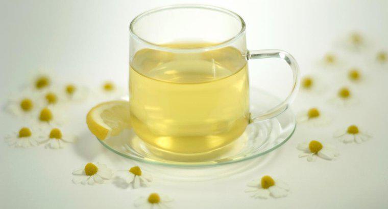 Jakie są skutki uboczne picia herbaty rumiankowej?
