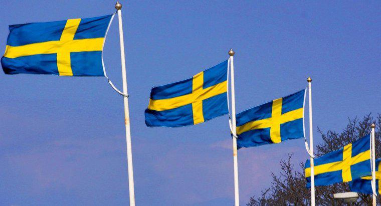 Co reprezentują kolory na szwedzkiej banderą?