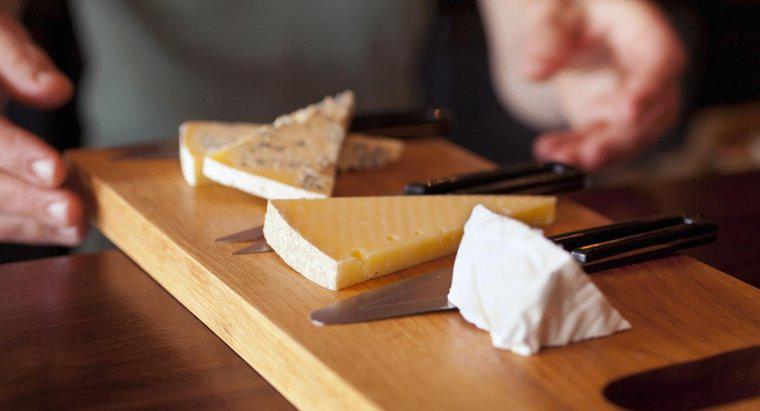 Jakie są objawy alergii na ser?