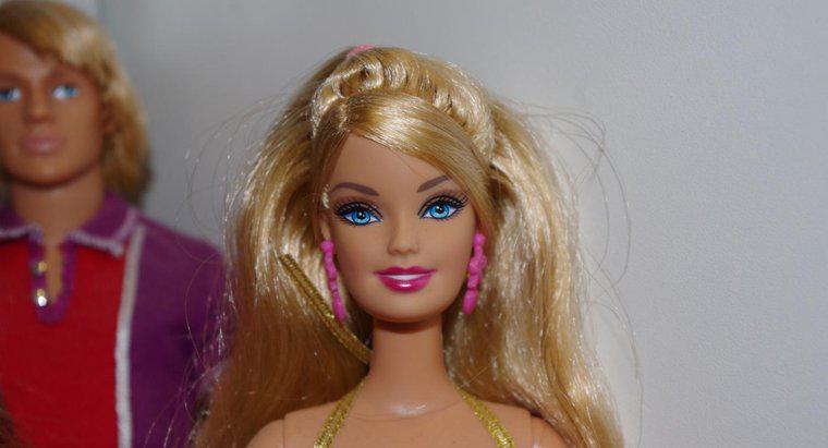 Z czego zrobione są włosy Barbie?