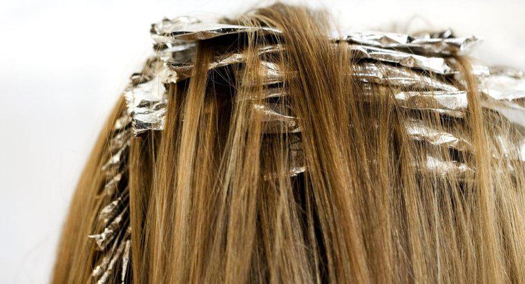 Czy można używać folii aluminiowej do farbowania włosów?