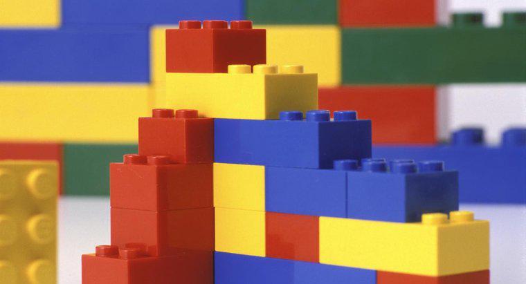 Skąd pochodzi LEGO?