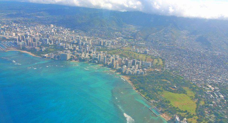 Na jakiej wyspie jest Honolulu?