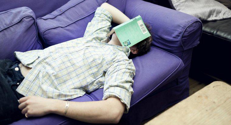 Dlaczego ludzie zasypiają podczas czytania?