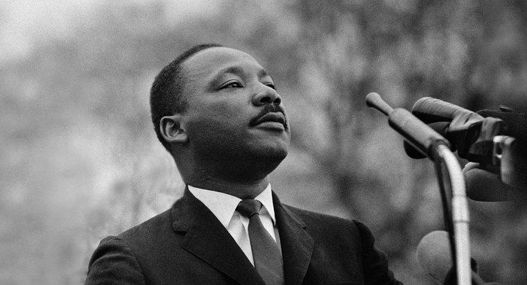 Kiedy MLK Day stał się świętem federalnym?