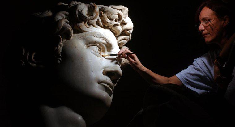 Jak Michelangelo przyczynił się do renesansu?