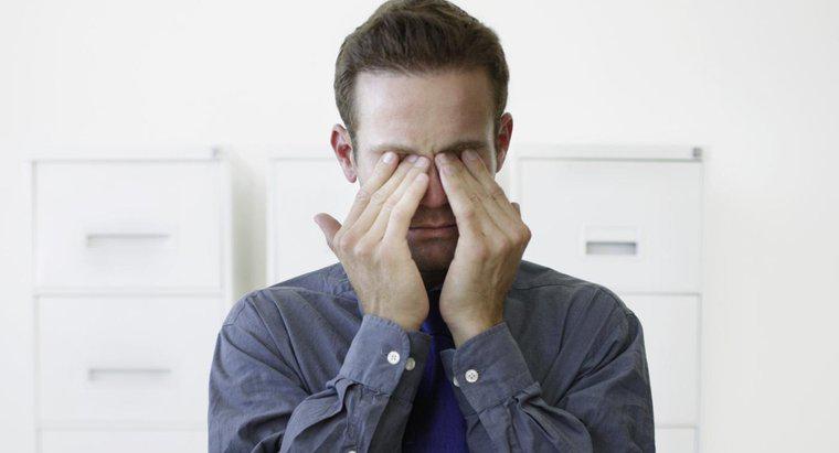 Jakie są przyczyny bólu w oku?