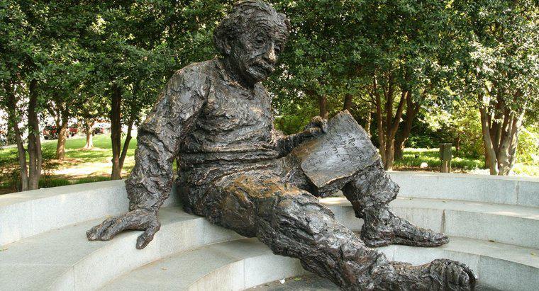 Jak Albert Einstein zmienił świat?