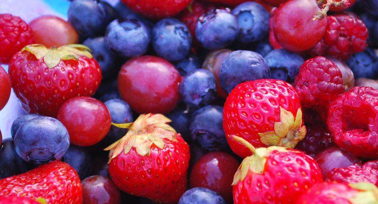 Jakie owoce obniżają poziom cukru we krwi?