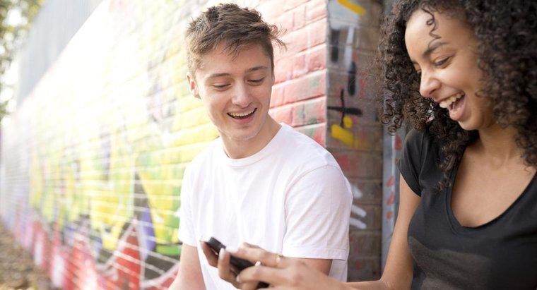 Czy istnieją plany telefonii komórkowej dla nastolatków w sieci Metro?
