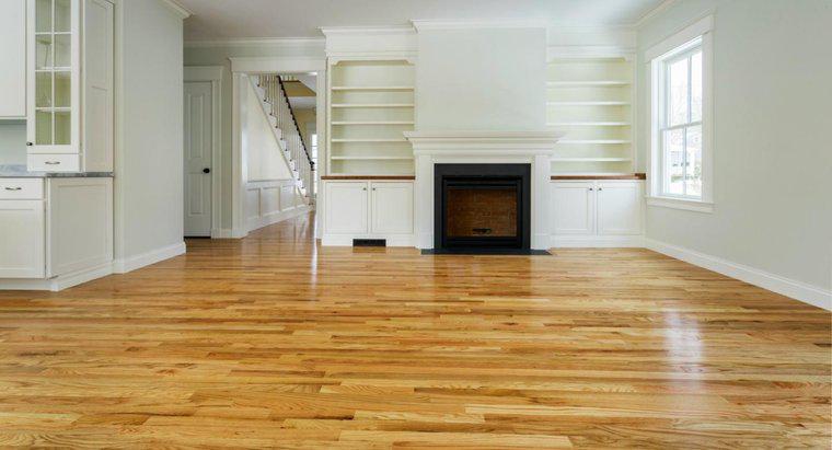 Jak czyścić drewniane podłogi?