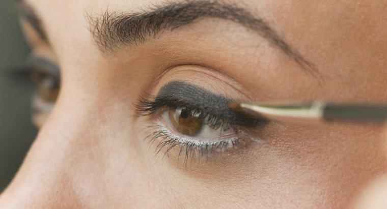 Jakie niebezpieczne substancje chemiczne znajdują się w Eyeliner?